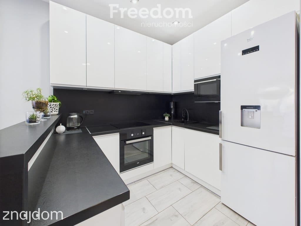 Wygodny, elegancki apartament z garażem - zdjęcie 2