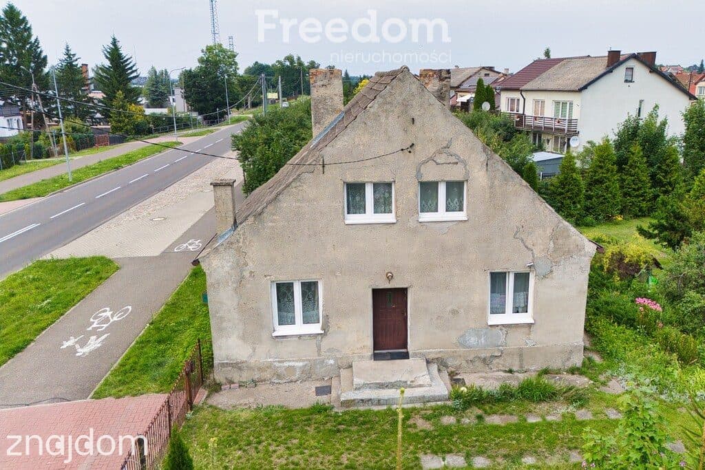 Dom z potencjałem i dużym ogrodem w mieście - zdjęcie 14