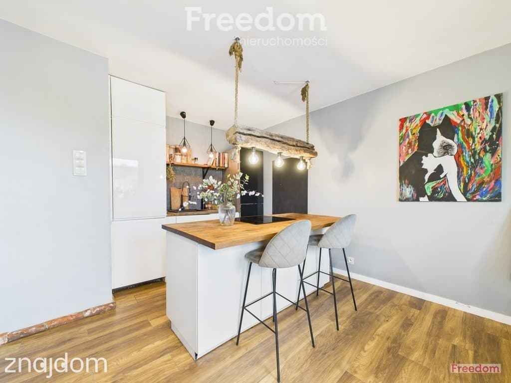 Mieszkanie z duszą – 74,3 m² na dwóch poziomach - zdjęcie 3