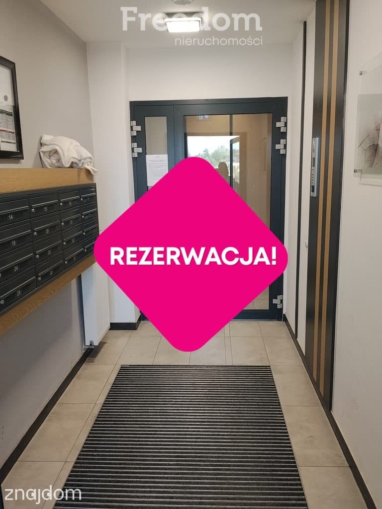 Przytulna i nowoczesna kawalerka z ogródkiem - zdjęcie 12