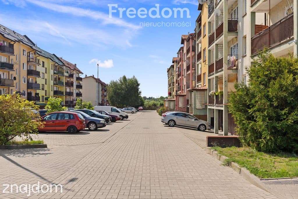 Dwupoziomowe mieszkanie z garażem i balkonem - zdjęcie 13