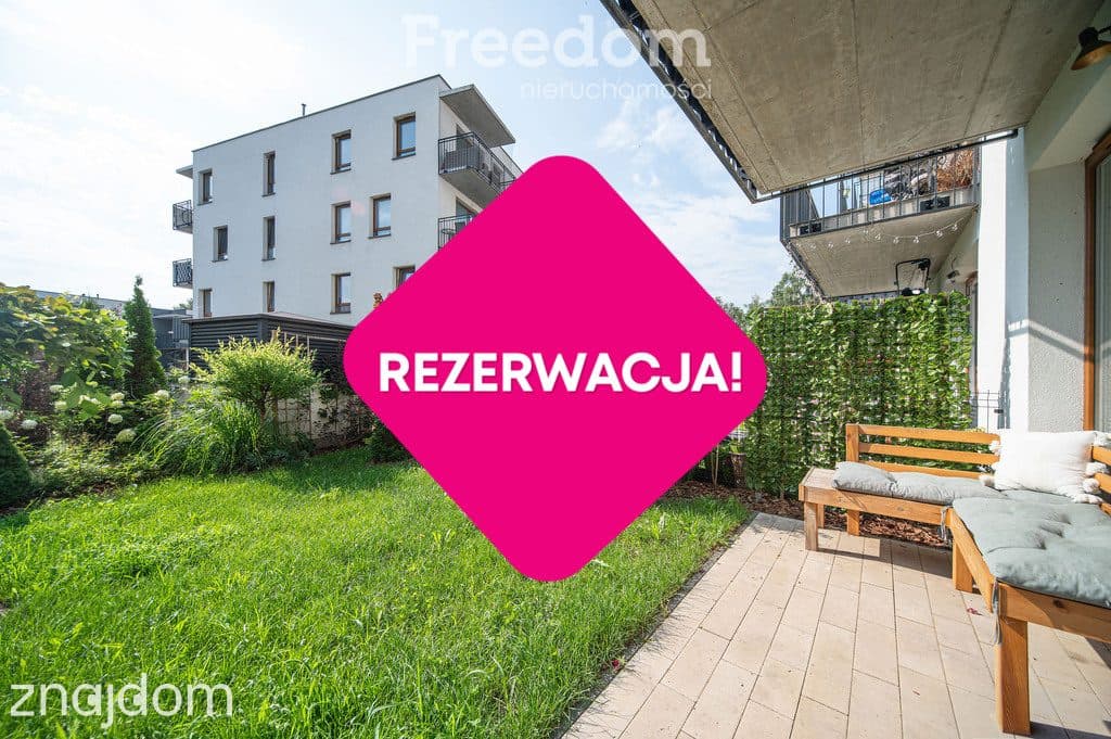 Przytulna i nowoczesna kawalerka z ogródkiem - zdjęcie 9