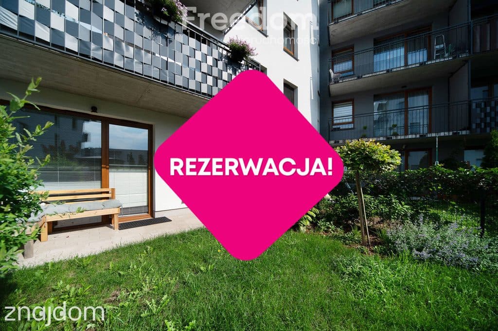 Przytulna i nowoczesna kawalerka z ogródkiem - zdjęcie 10