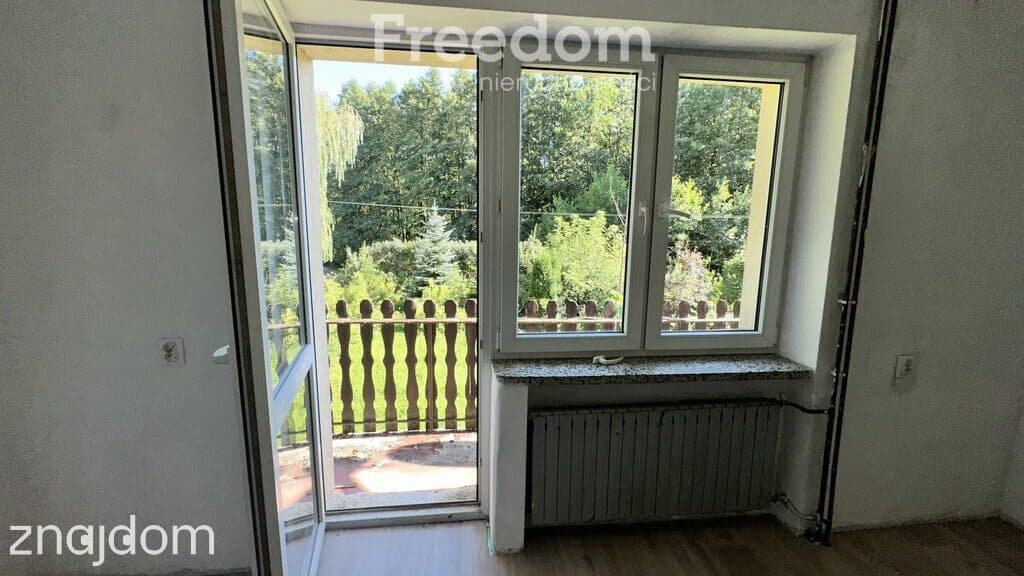 Dom z dużą działką na sprzedaż- możliwość inwestycyjna - zdjęcie 8