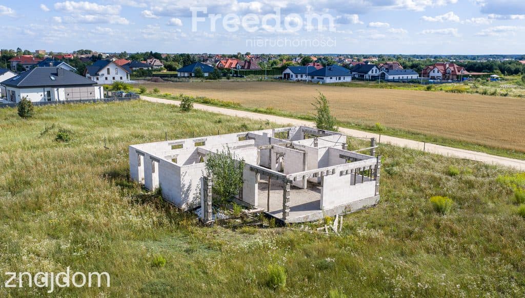 Działka 3461 m² z rozpoczętą budową - zdjęcie 7