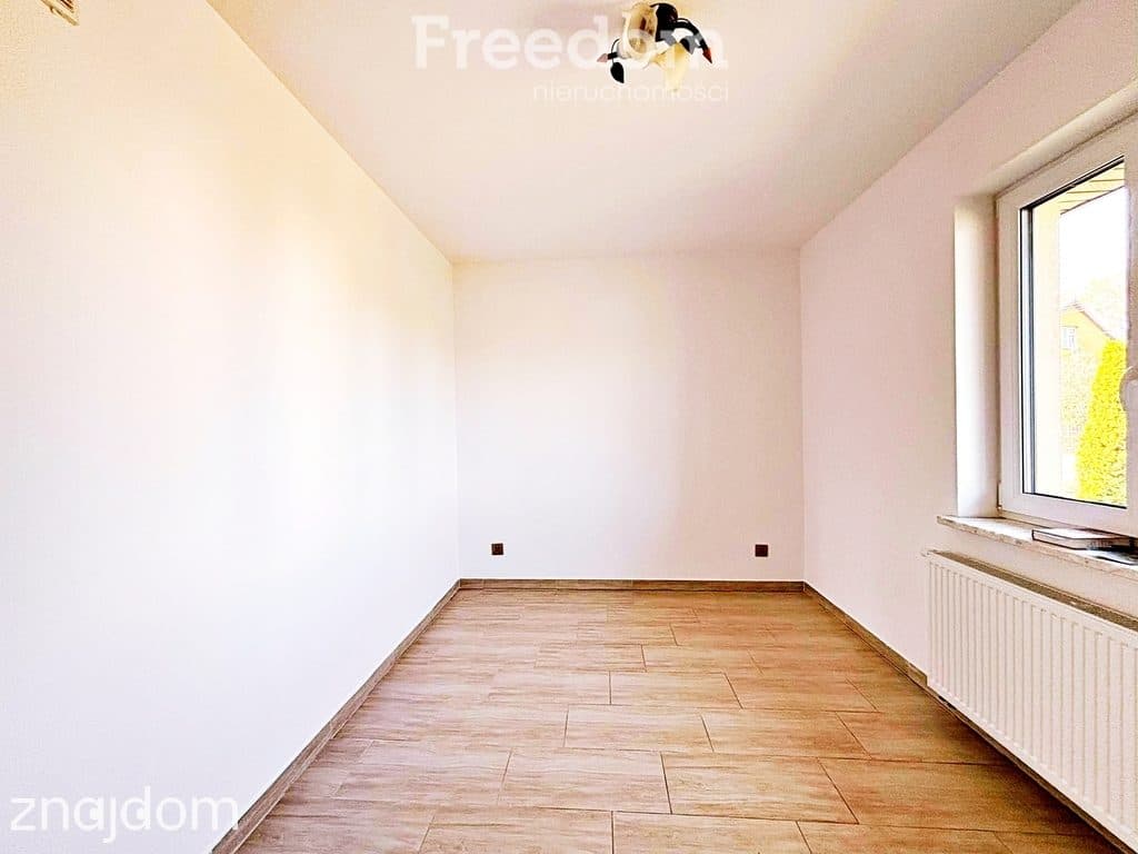 Nowy, parterowy dom + poddasze-na działce 1000 m2 - zdjęcie 13