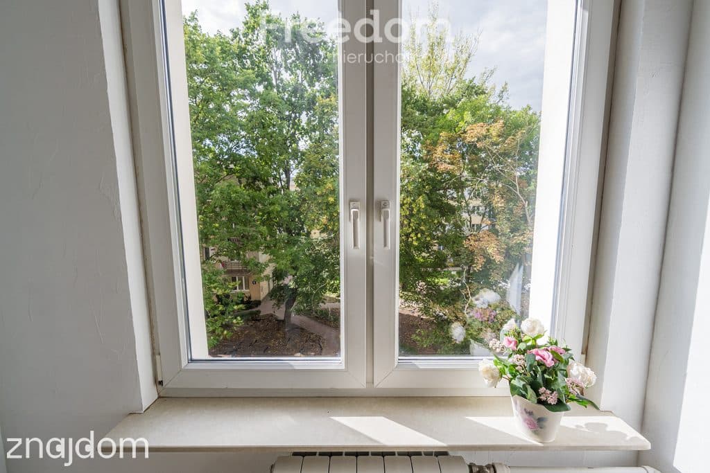 Kawalerka 23,80 m2 z oddzielną kuchnią. - zdjęcie 14