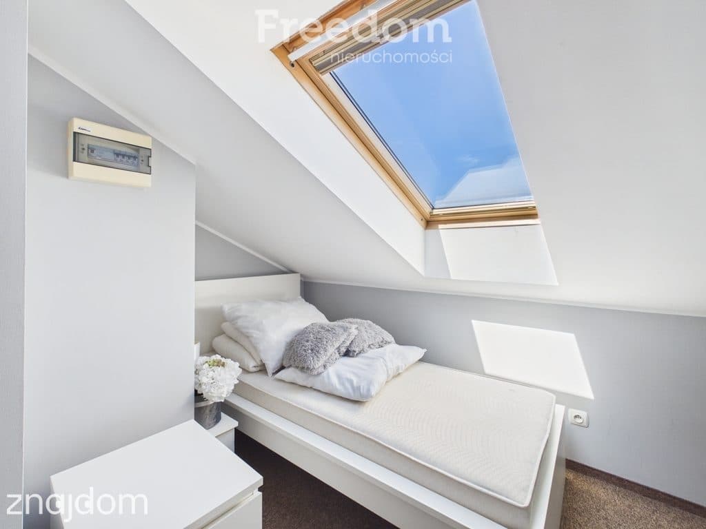 Wyjątkowy, dwupoziomowy apartament w Sarbinowie - zdjęcie 4