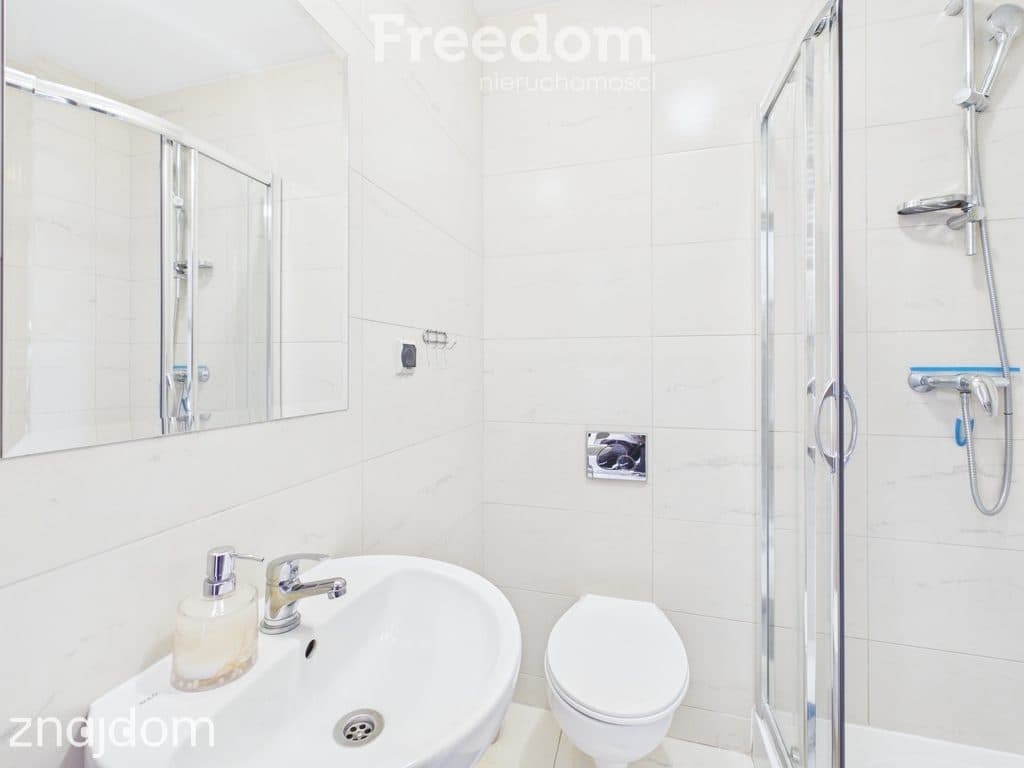 Wyjątkowy, dwupoziomowy apartament w Sarbinowie - zdjęcie 11