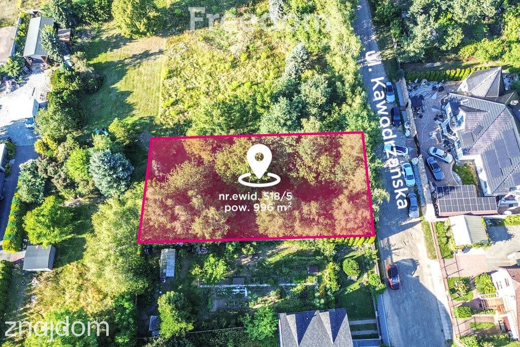 Słoneczna działka 996 m² z mediami | Stradom