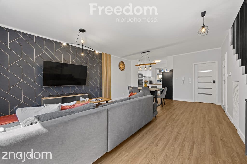 Segment 4 pokoje z ogródkiem 131 m² - zdjęcie 5
