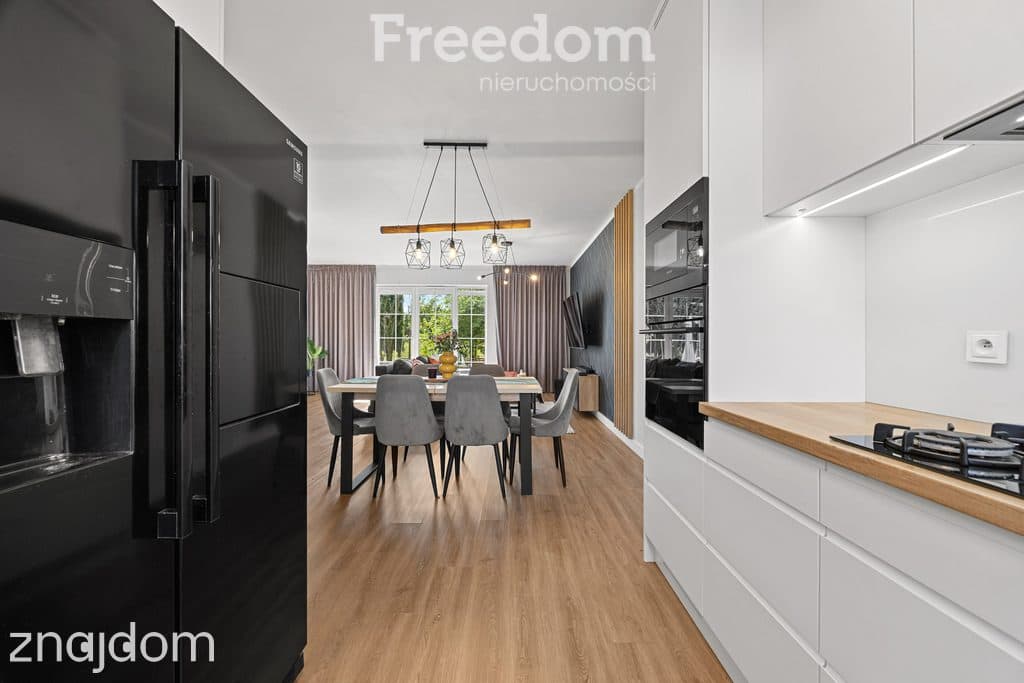 Segment 4 pokoje z ogródkiem 131 m² - zdjęcie 6