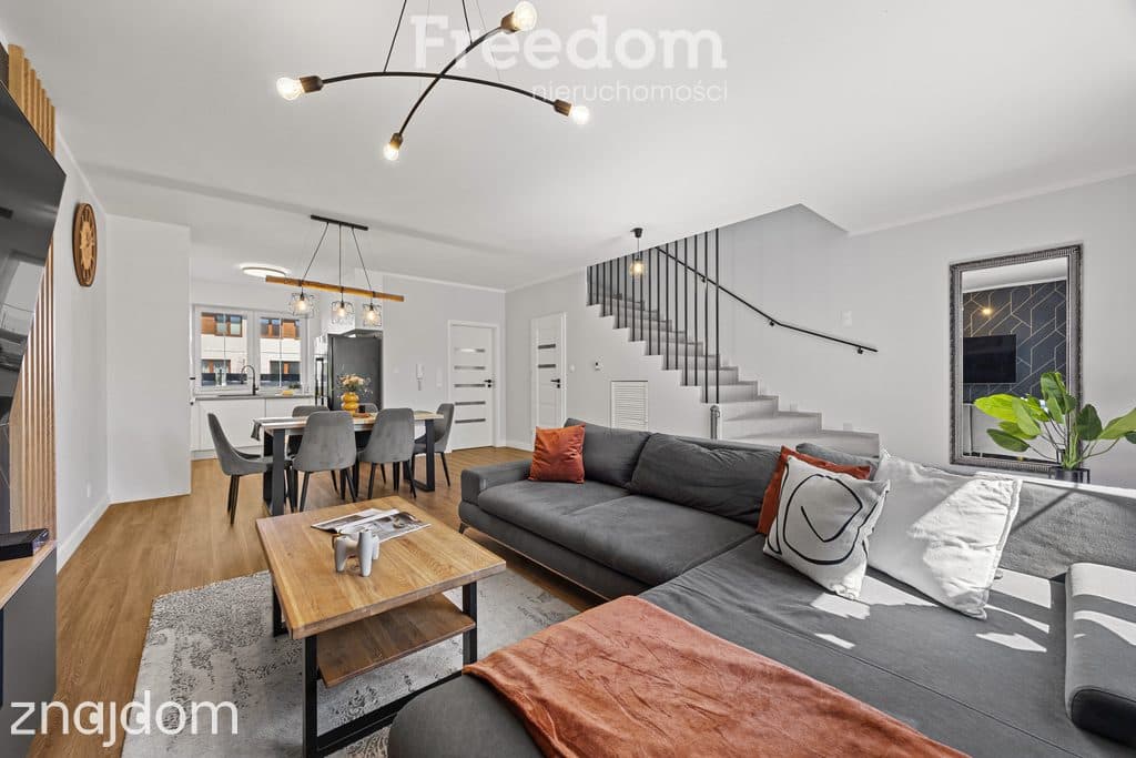 Segment 4 pokoje z ogródkiem 131 m² - zdjęcie 3