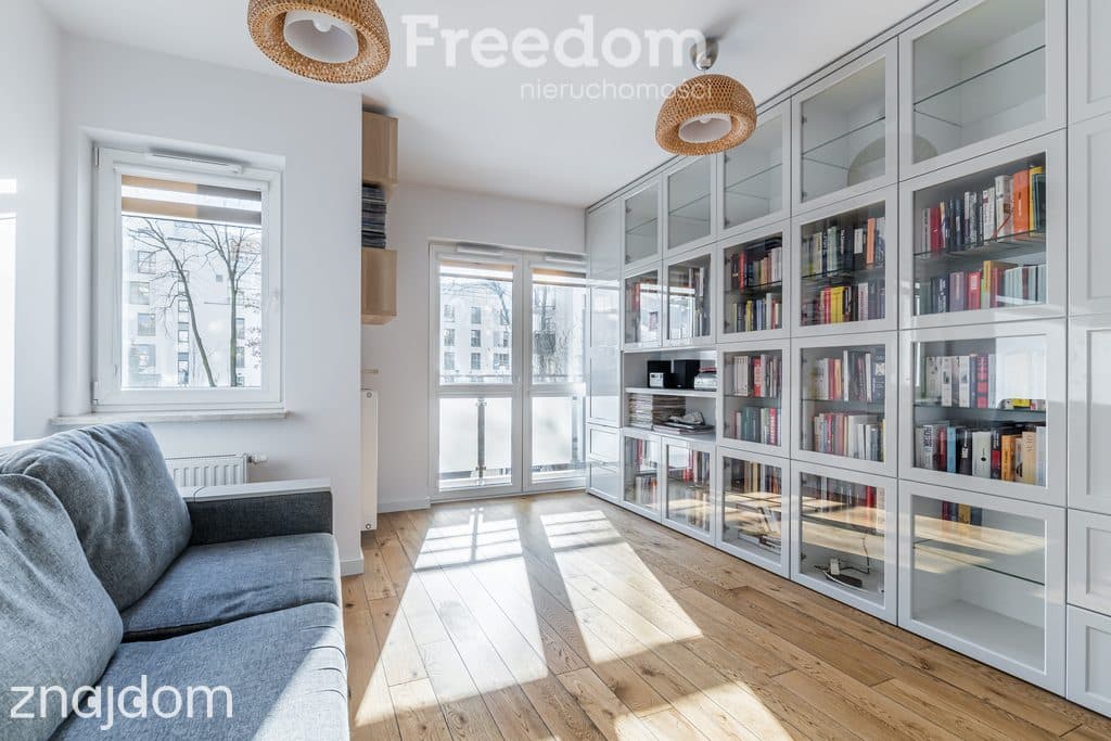 Kameralna kawalerka z balkonem – Bielany - zdjęcie 5