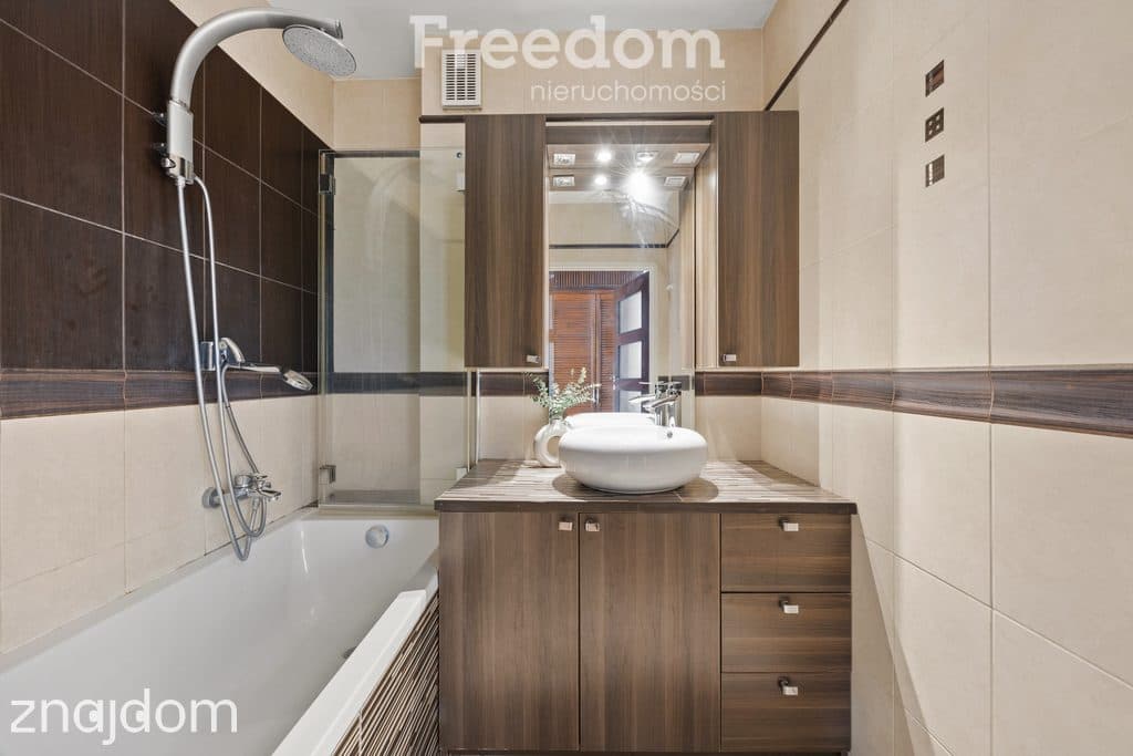 3-pokojowe mieszkanie 63,6 m² z loggią - zdjęcie 11