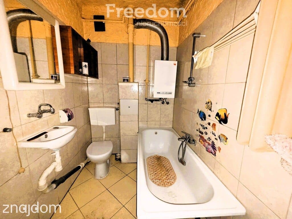 Na sprzedaż 41 m² w ścisłym centrum Ostrowca - zdjęcie 6