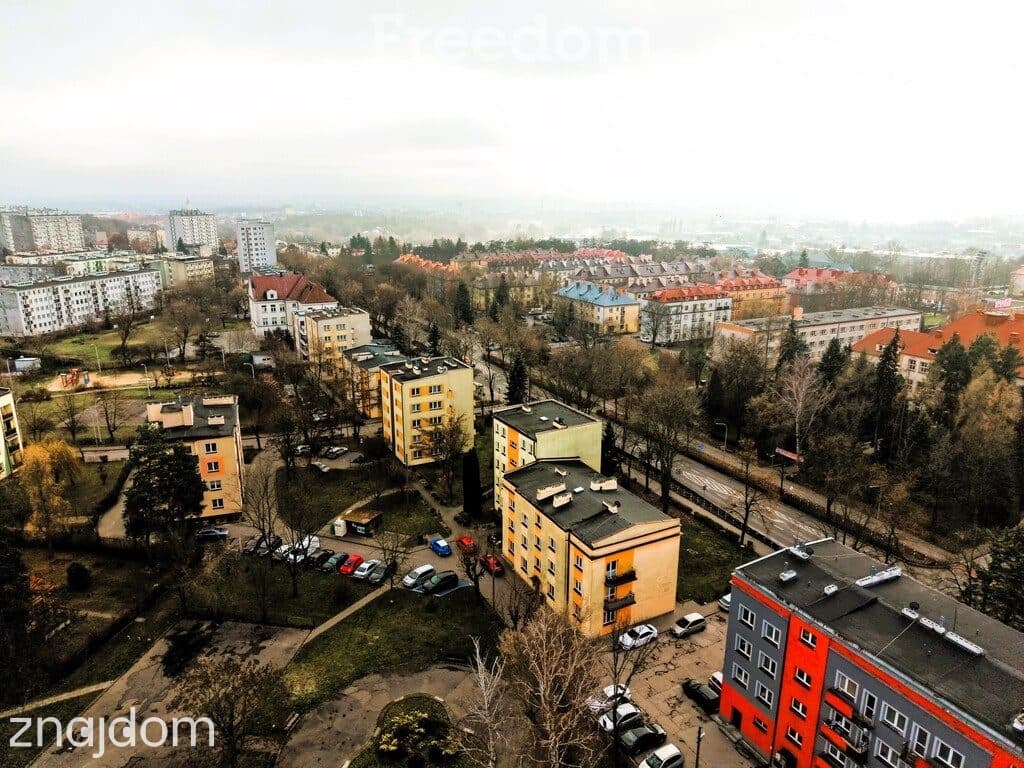 Na sprzedaż 41 m² w ścisłym centrum Ostrowca - zdjęcie 8