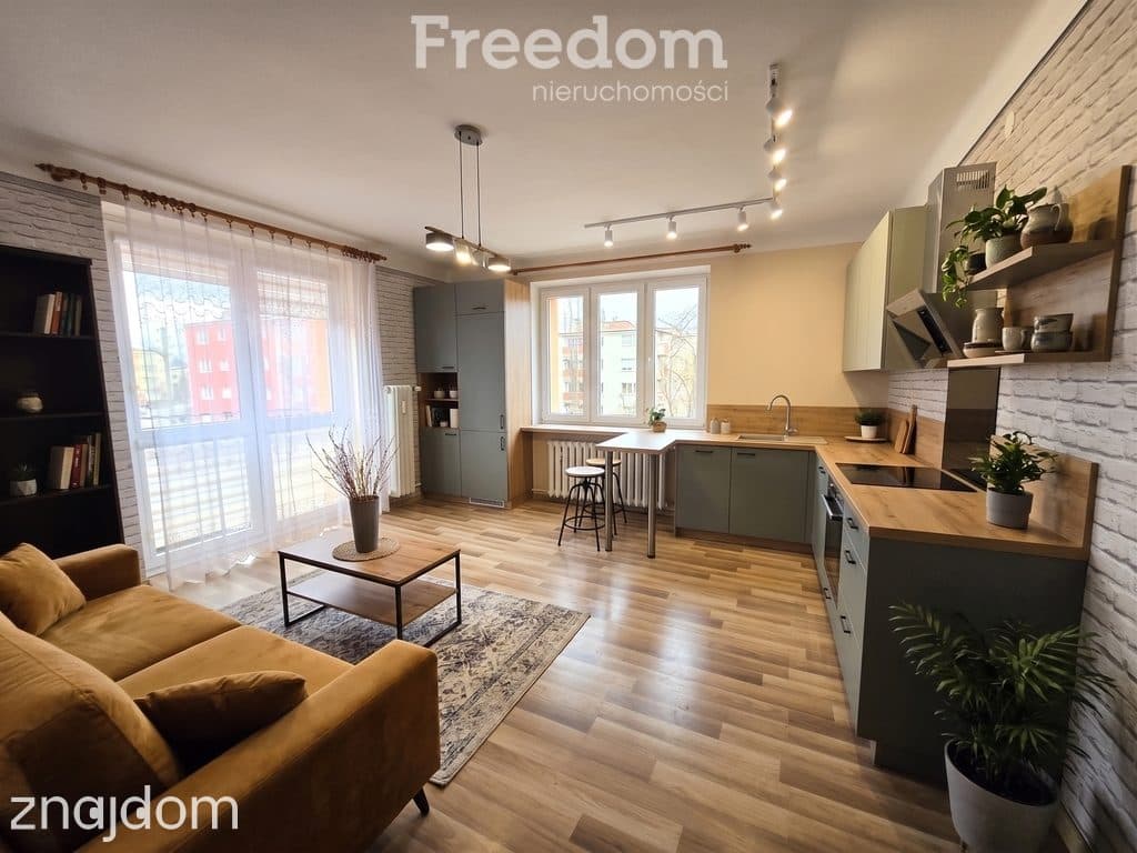 Na sprzedaż 41 m² w ścisłym centrum Ostrowca