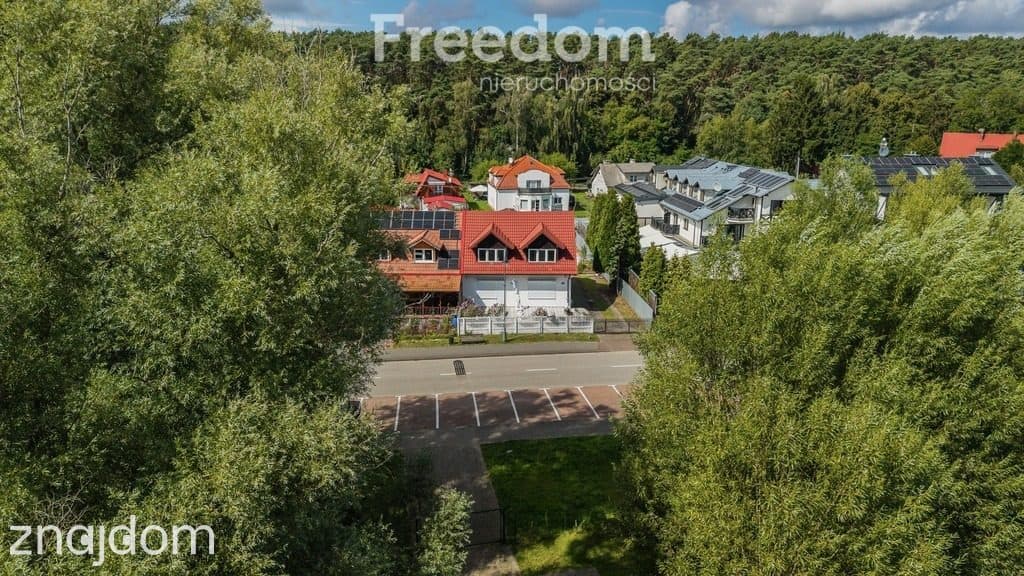 Piaski nad morzem: Dom oraz 8 pokoi pod wynajem - zdjęcie 4