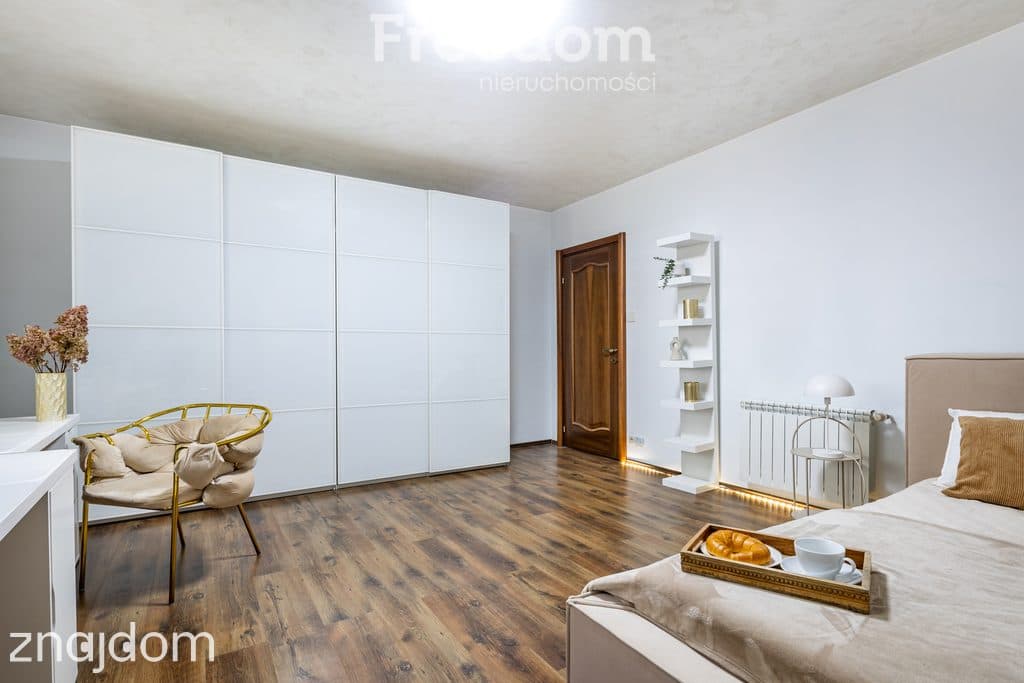 Gotowy dom 254 m² w otoczeniu lasu! - zdjęcie 7