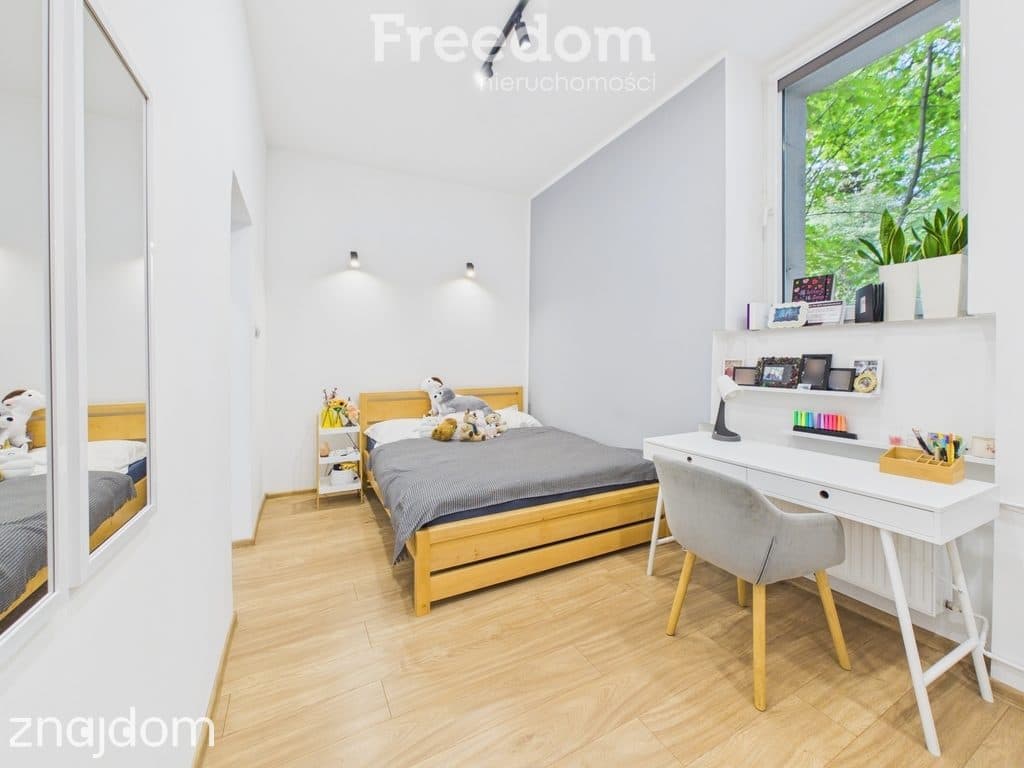 4-pokojowe mieszkanie 99 m² tuż przy dworcu PKP - zdjęcie 8