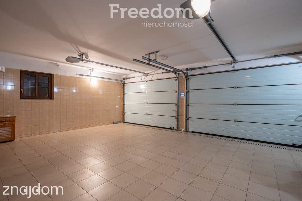 Rezydencja | 2,3 ha | własny las, fotowoltaika - zdjęcie 16