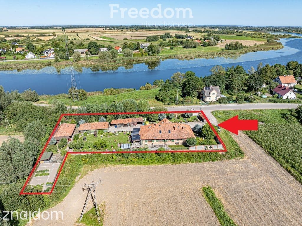 Dom Elbląg/Bielnik II, nad Nogatem Cegła, mur pruski, wiele elementów drewnianych i kamień - zdjęcie 4
