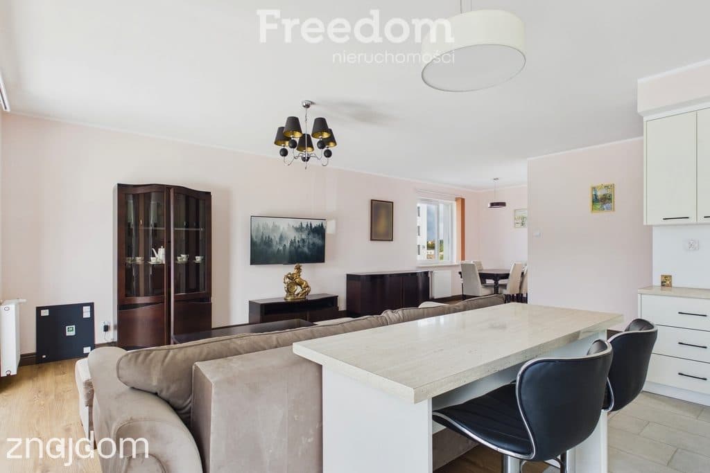 Nowoczesne 80 m² z dwoma tarasami - zdjęcie 4