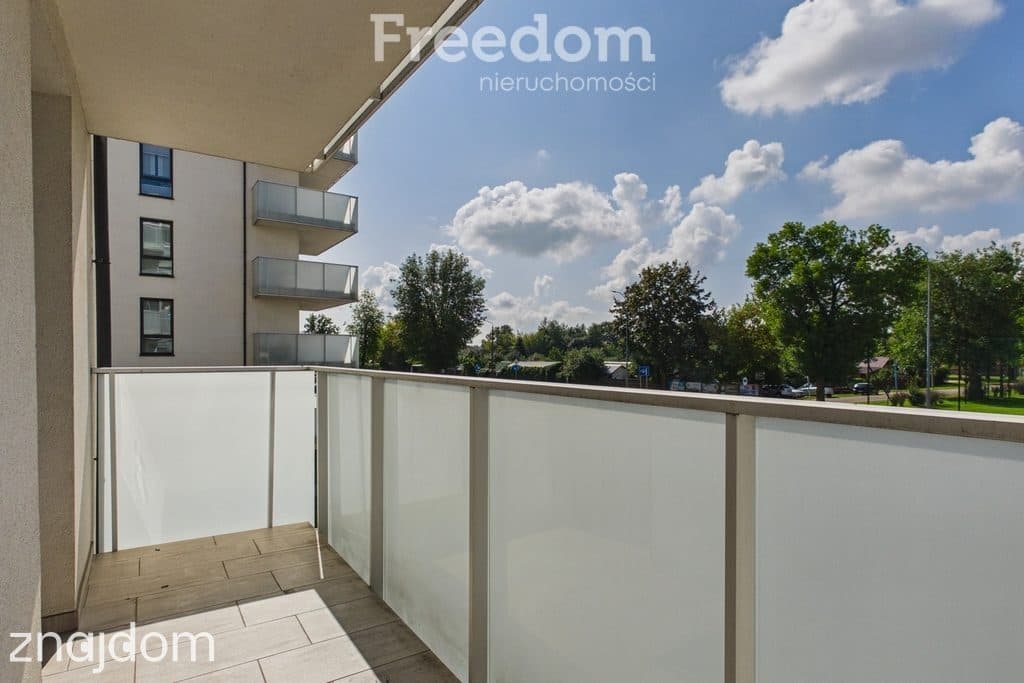 Nowoczesne 80 m² z dwoma tarasami - zdjęcie 20