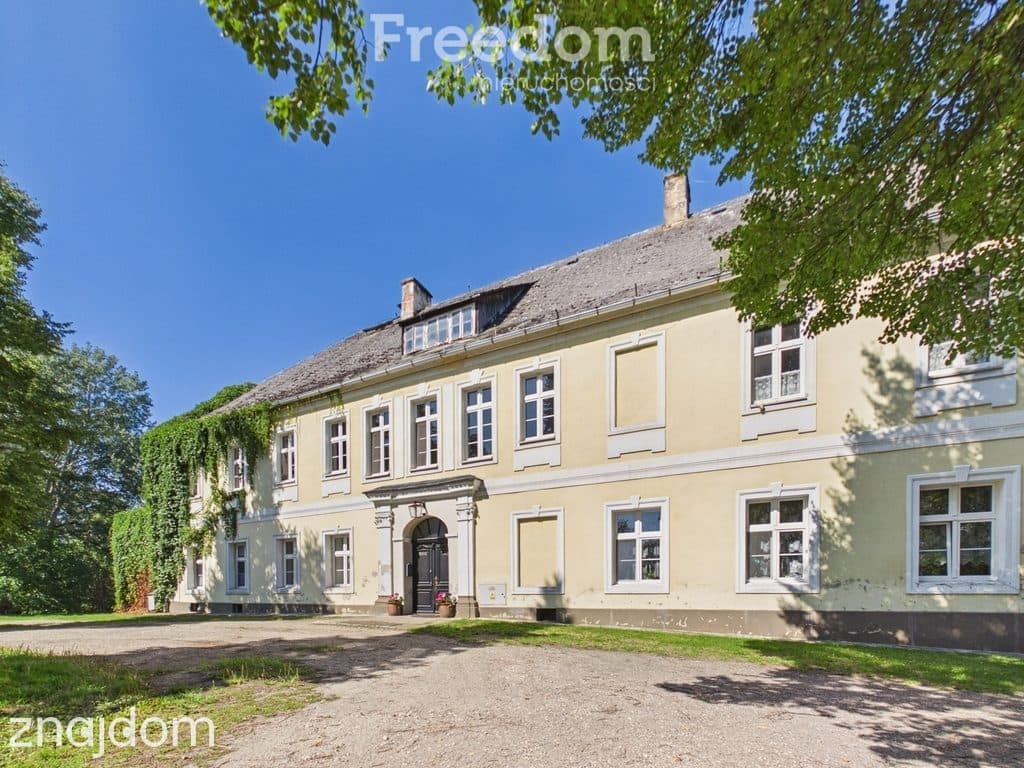 Zespół dworski 750 m² z 11-ha parkiem i stawem - zdjęcie 2