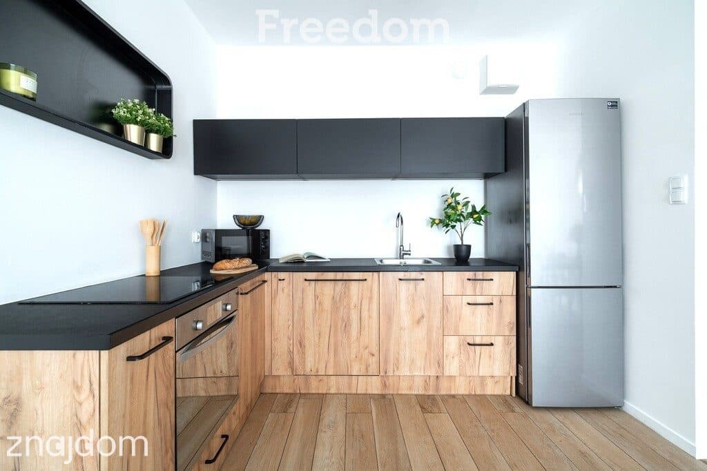 Apartament z widokiem na panoramę Łodzi - zdjęcie 6