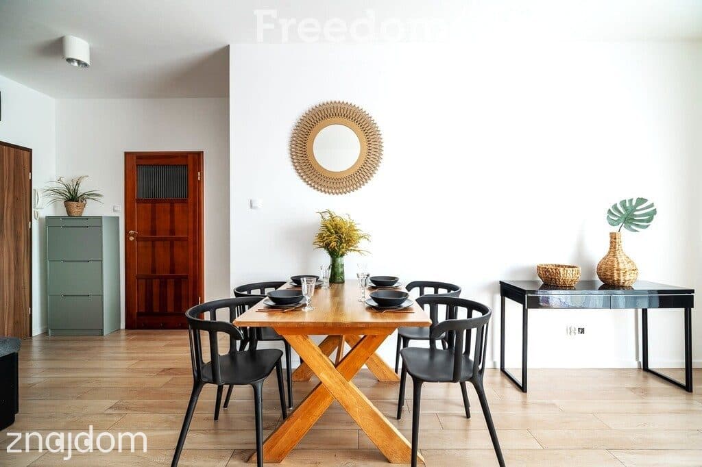 Apartament z widokiem na panoramę Łodzi - zdjęcie 12
