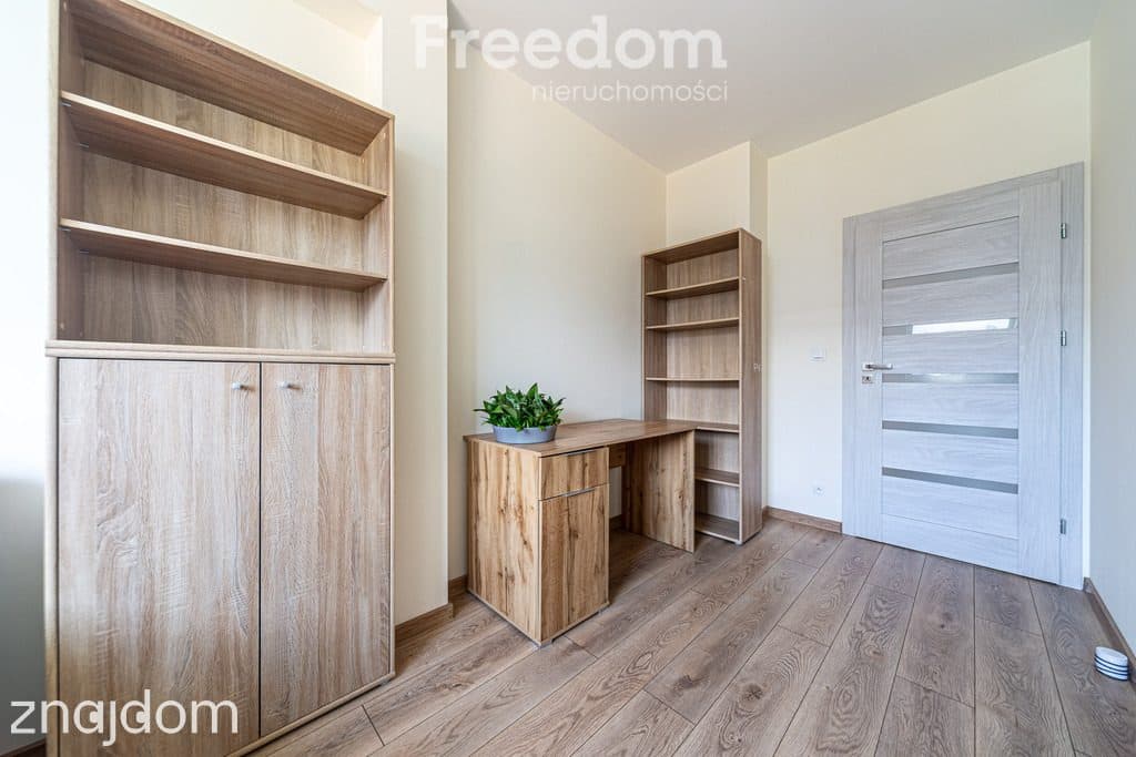 3 pokoje, winda, miejsce postojowe, balkon - zdjęcie 17