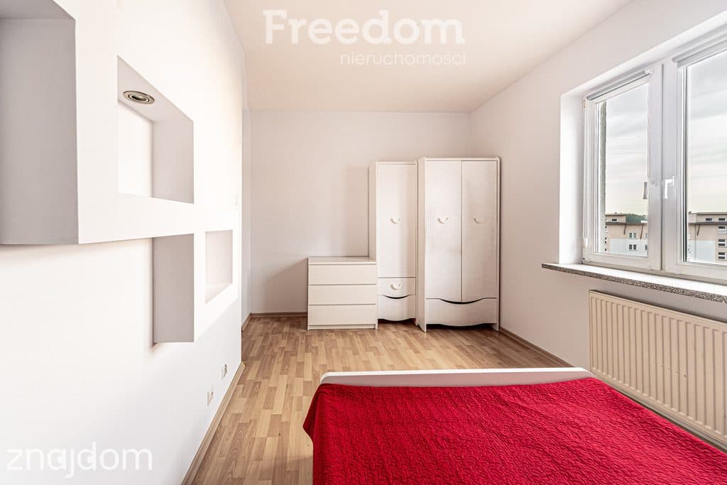 2 pokoje, oddzielna kuchnia, balkon, parking - zdjęcie 7