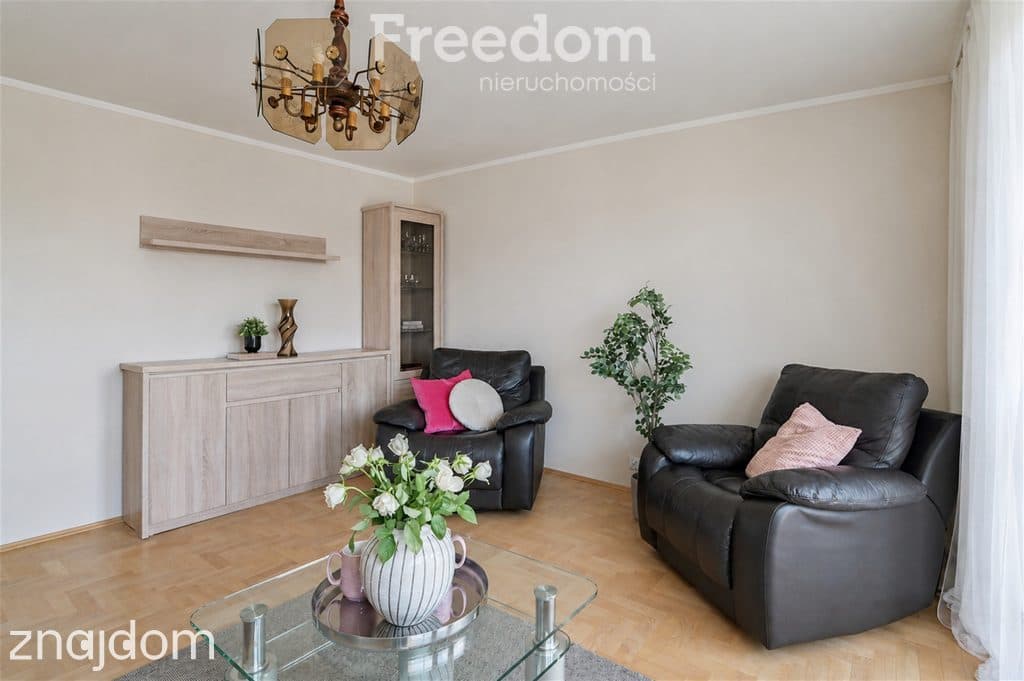 Pruszcz Gdański, 3 pok. 76 m2, balkon, dwustronne - zdjęcie 3