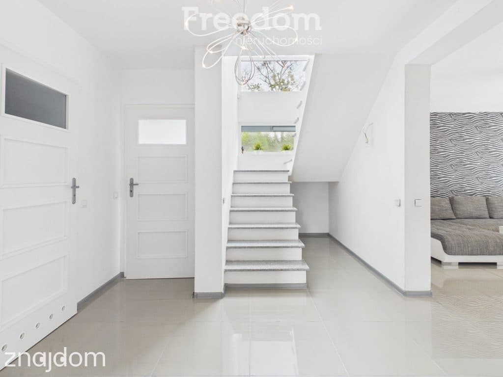 Dom wolnostojący 191 m², działka 945 m², garaż - zdjęcie 11