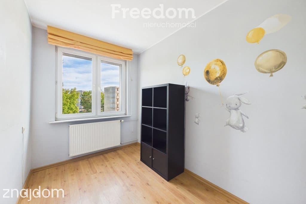 Na sprzedaż 3 pokojowe mieszkanie z balkonem - zdjęcie 4