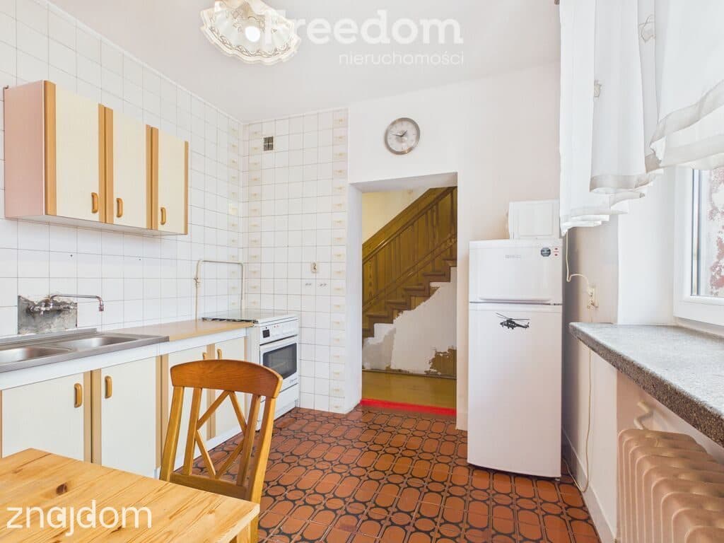 Dom z potencjałem i działką 833 m² w Świdniku - zdjęcie 18