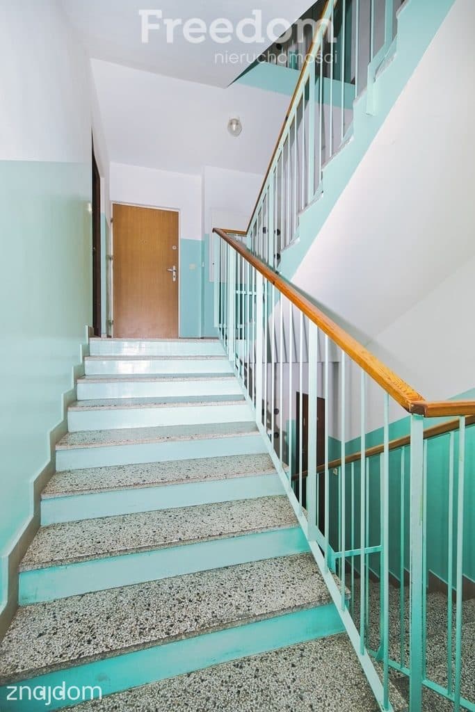 Dwupoziomowy unikat na Jarotach – 108,80 m². - zdjęcie 15