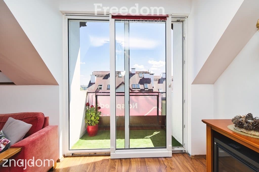 Dwupoziomowy unikat na Jarotach – 108,80 m². - zdjęcie 8