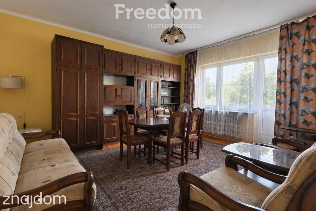 Dom z dużą działką i przestrzenią na Twoje plany - zdjęcie 4