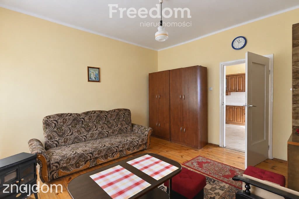 Dom z dużą działką i przestrzenią na Twoje plany - zdjęcie 6