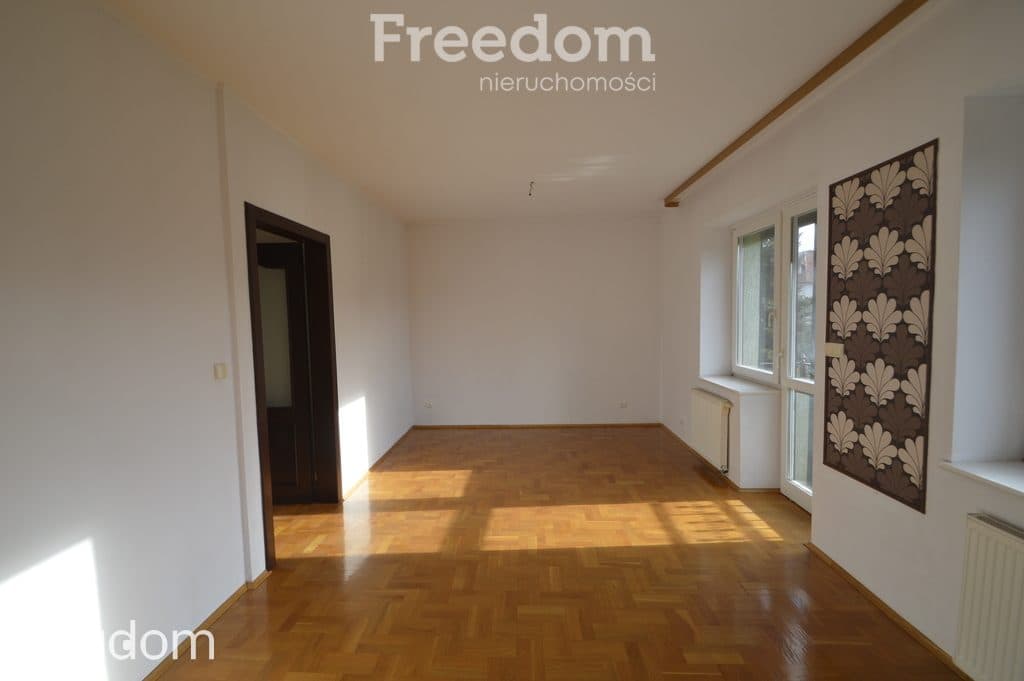 Duży dom 300 m2/3 mieszkania/pod najem/ogród/garaż - zdjęcie 10
