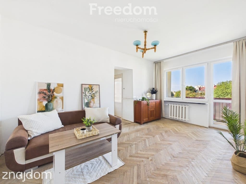 Mieszkanie 3 pokojowe Jagiellońska z balkonem - zdjęcie 2