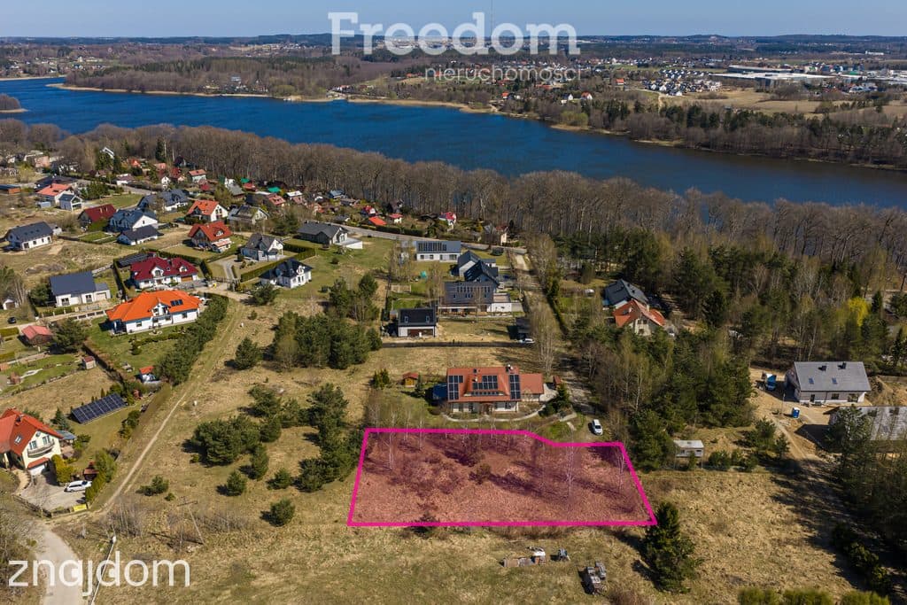 Działka 300 m od jeziora | MPZP | media w drodze