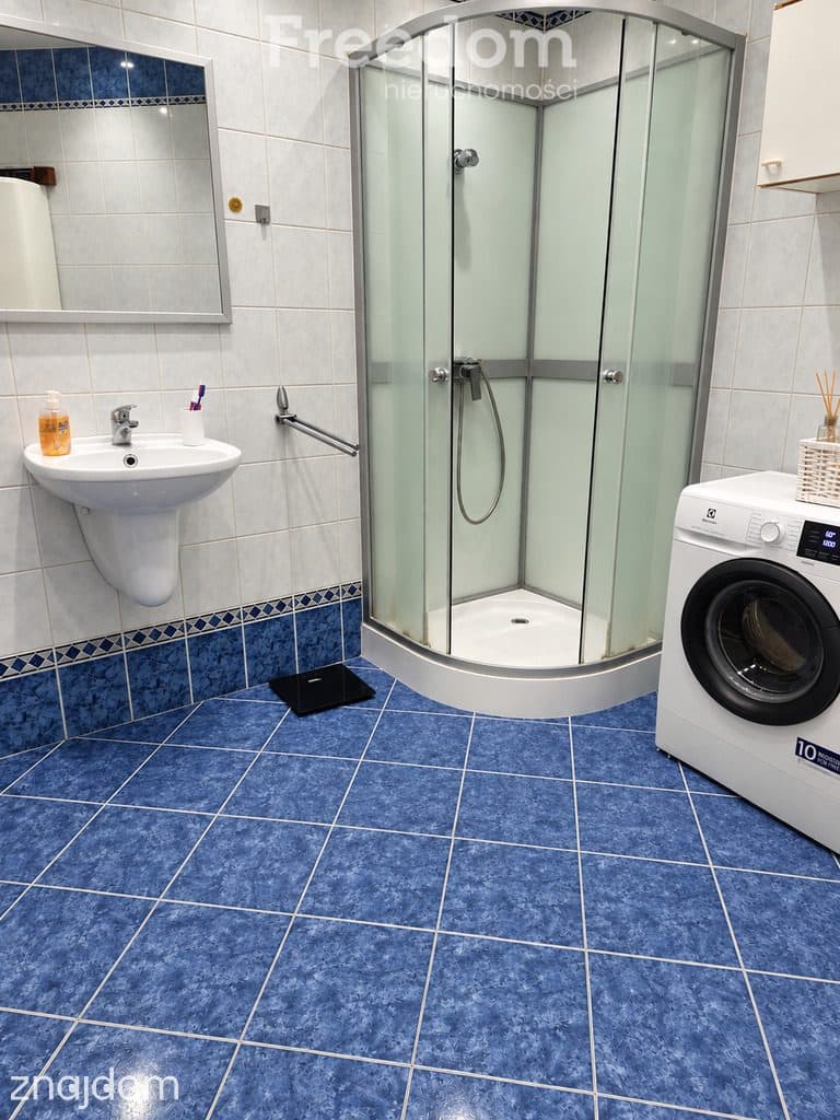 3pokoje na parterze z loggią i miejscem w garażu. - zdjęcie 12