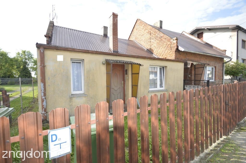 Dom do remontu 50 m2, 2 pokoje 7 km od Kępna