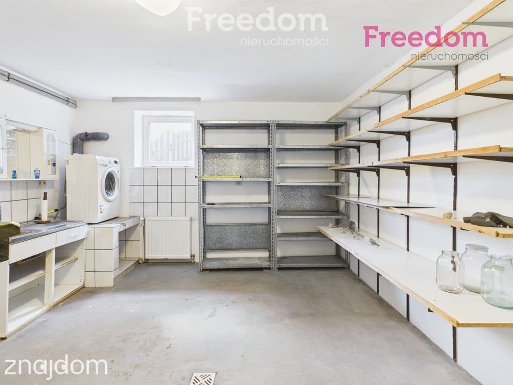 Przestronny dom w spokojnej dzielnicy Mrągowa - zdjęcie 4