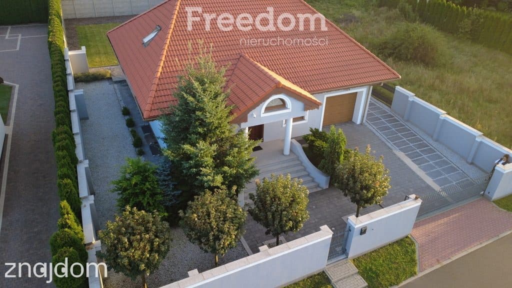 Dom w stylu dworkowym | 197 m² | 6 pokoi - zdjęcie 3
