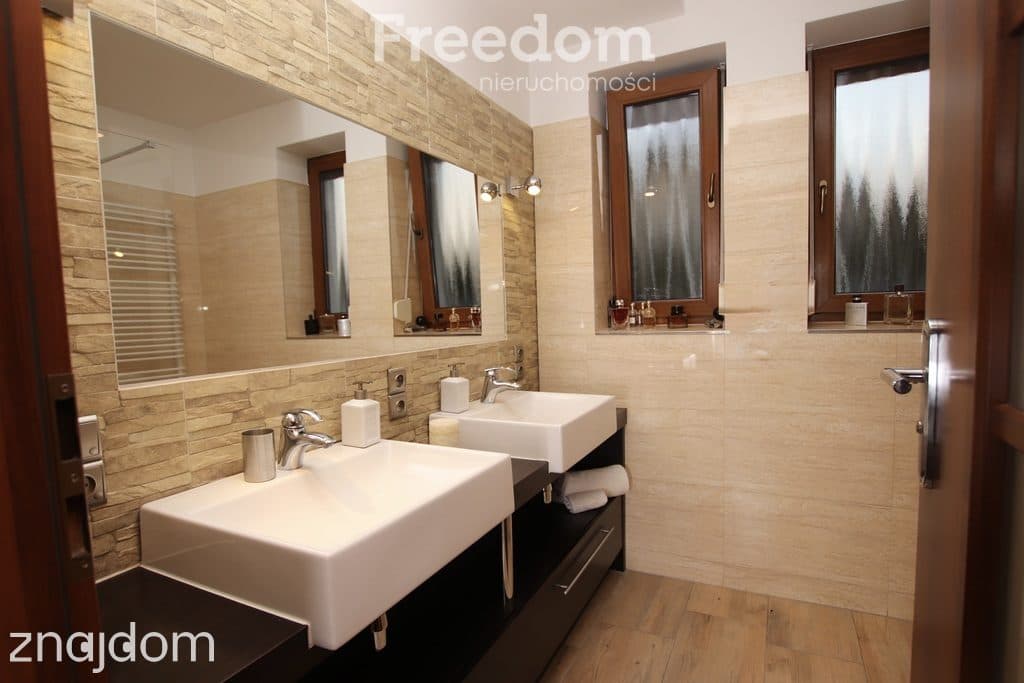 Dom w stylu dworkowym | 197 m² | 6 pokoi - zdjęcie 13